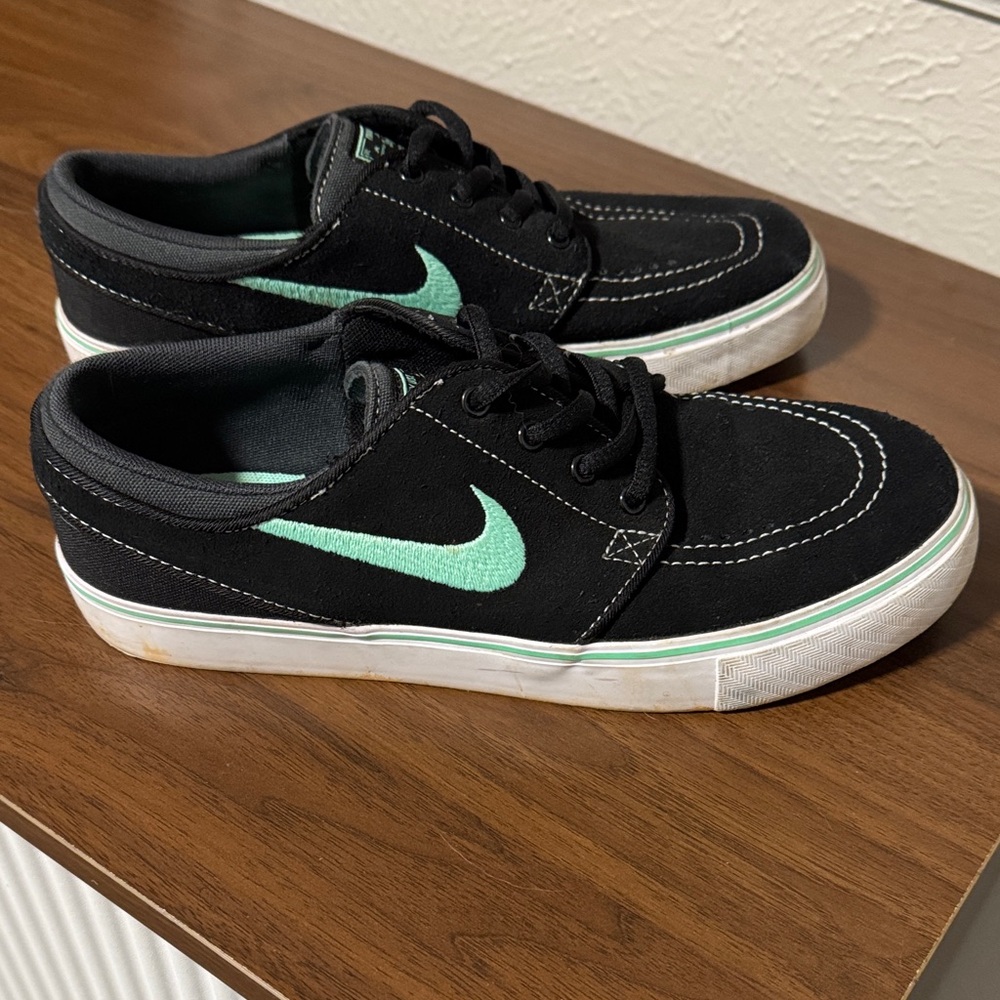 Kids/Womens Nike SB Zoom Stefan Janoski Shoes, Black/Mint, 5Y/6.5Womens